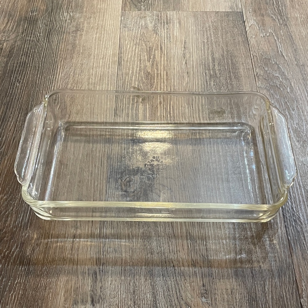 Fire King 2 quart Clear Glass Baking casserole Dish